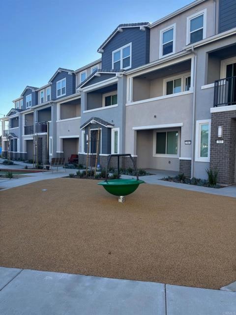 Building Photo - 1805 Saltbush Dr