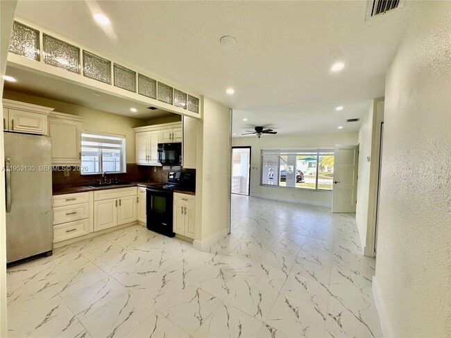 Building Photo - 11740 SW 176th St