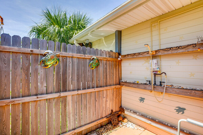 Building Photo - 34 Morning Star Ave