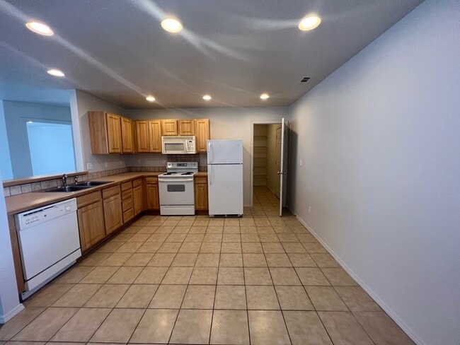 Building Photo - Newley Updated 3bed 2bath In West Nampa