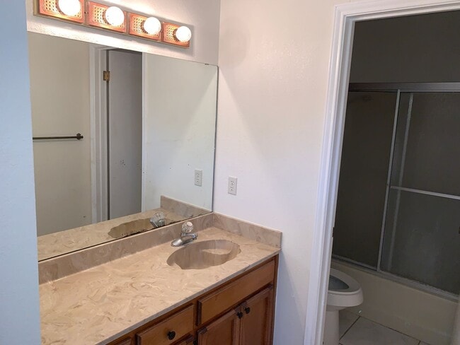 Building Photo - 2230 Bird Island Dr