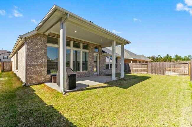 Building Photo - 15949 Hayes Mkt Lp