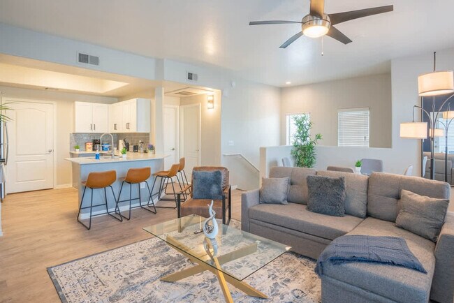 Building Photo - 10 W Minnezona Ave