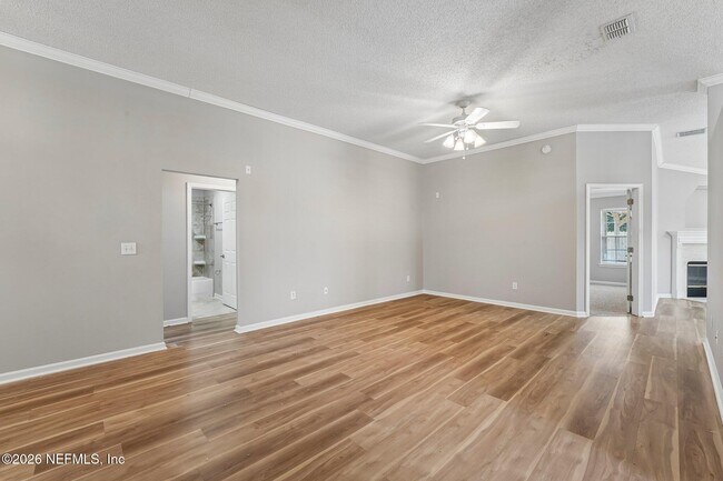 Building Photo - 1219 Stern Way