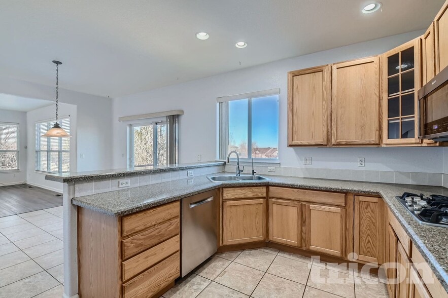 Building Photo - 673 Millet Cir