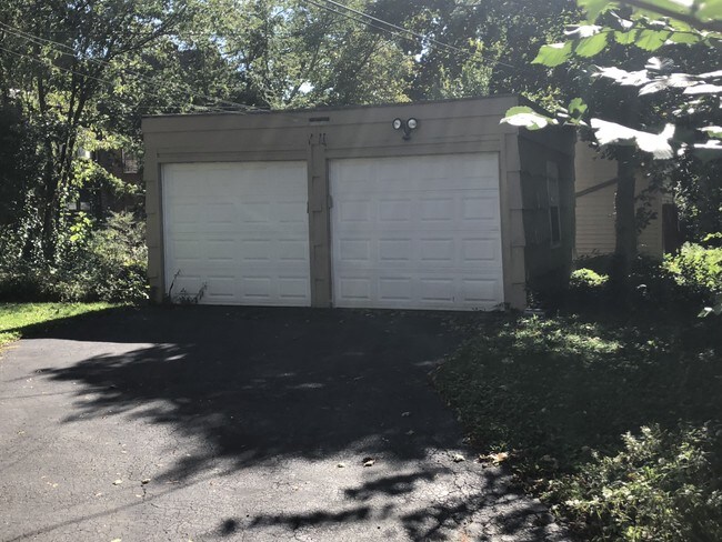 Building Photo - 18124 Lomond Blvd