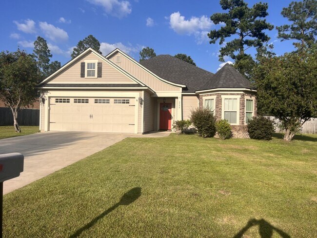 Building Photo - Crestwood S/D