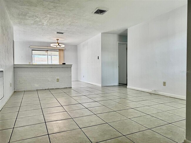 Building Photo - 5561 100th Ave