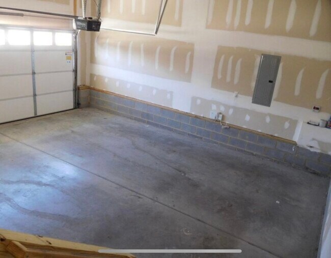 Building Photo - 14206 Ashleyville Ln