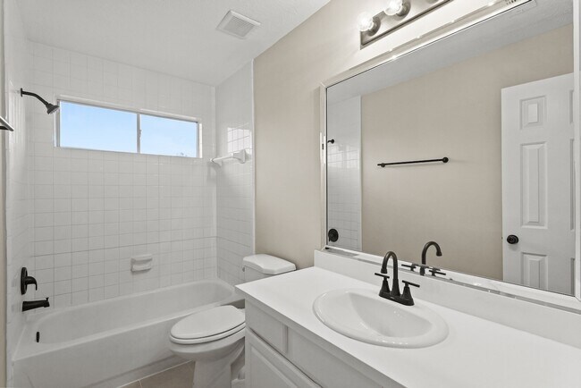 Building Photo - 13527 Catalano Ct