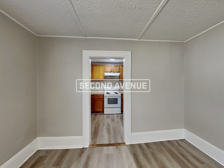 Building Photo - 2911 W 16th St