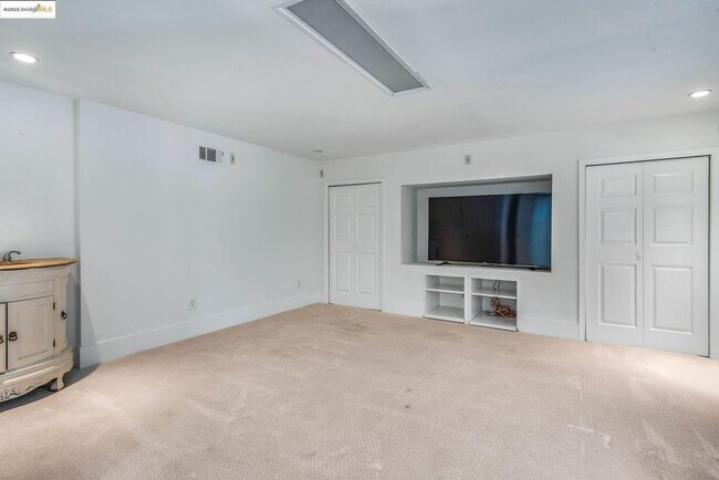 Building Photo - 5003 Nortonville Ct