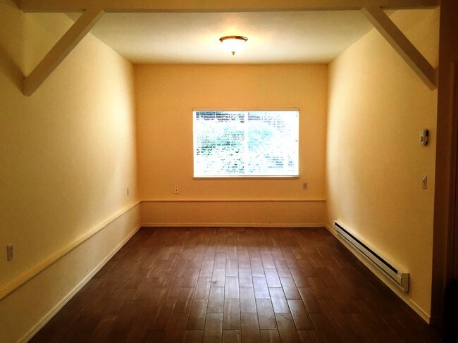 Building Photo - 19004 12th Ave NE