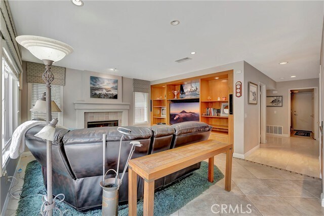 Building Photo - 23941 Frigate Dr
