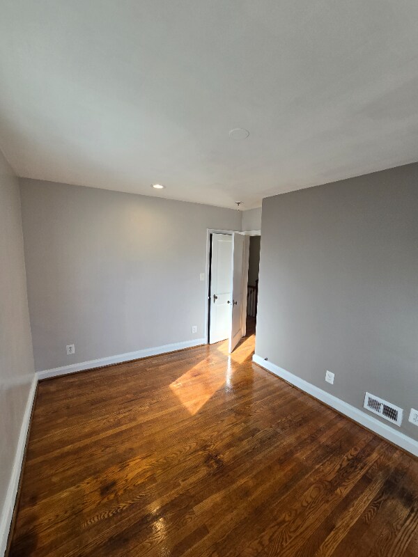 Building Photo - 2200 Braddish Ave