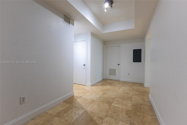 Building Photo - 3330 NE 190th St