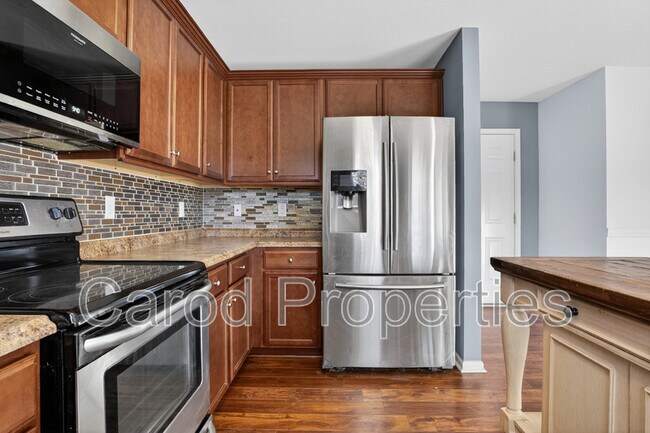 Building Photo - 3315 Runneymede Street SW