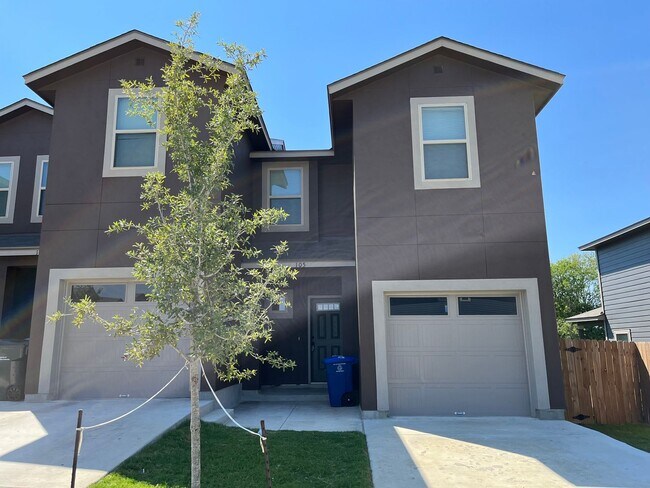 Building Photo - 13903 Annas Way #105, San Antonio, TX. 78233