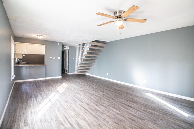 Building Photo - 2101 49th St