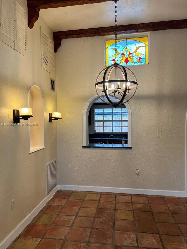 Building Photo - 2 bedroom in North Miami FL 33161