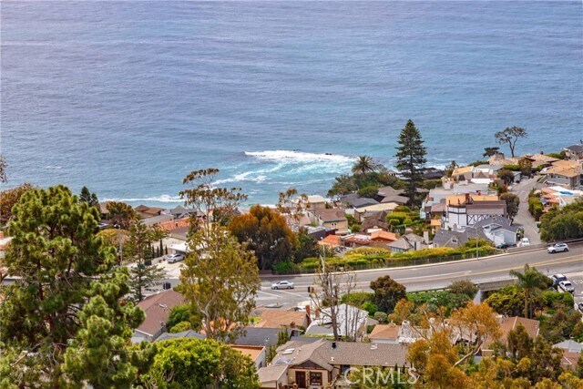 Building Photo - 575 Nyes Pl