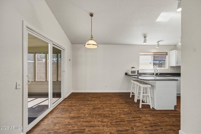 Building Photo - 5246 W Boston Way S
