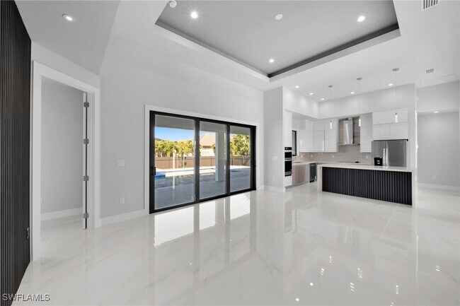 Building Photo - 436 NW 38th Ave