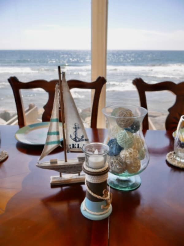 Building Photo - 1670 Seacoast Dr