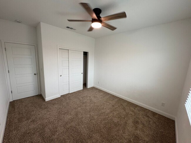 Building Photo - Lennar Built 2 story home coming soon!