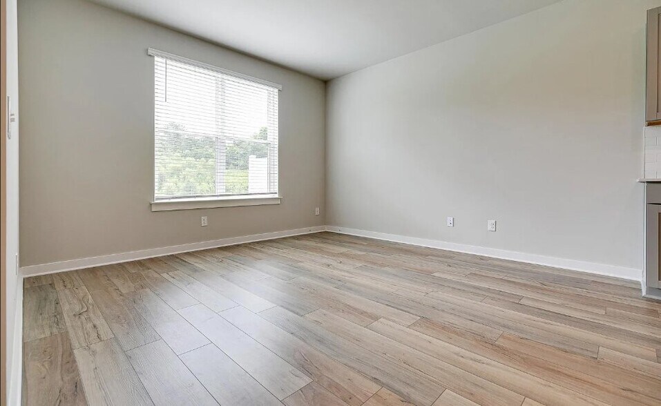Building Photo - 2118 Nectar Ln
