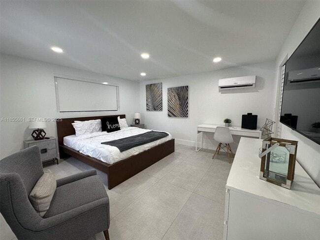 Building Photo - 9426 Caribbean Blvd