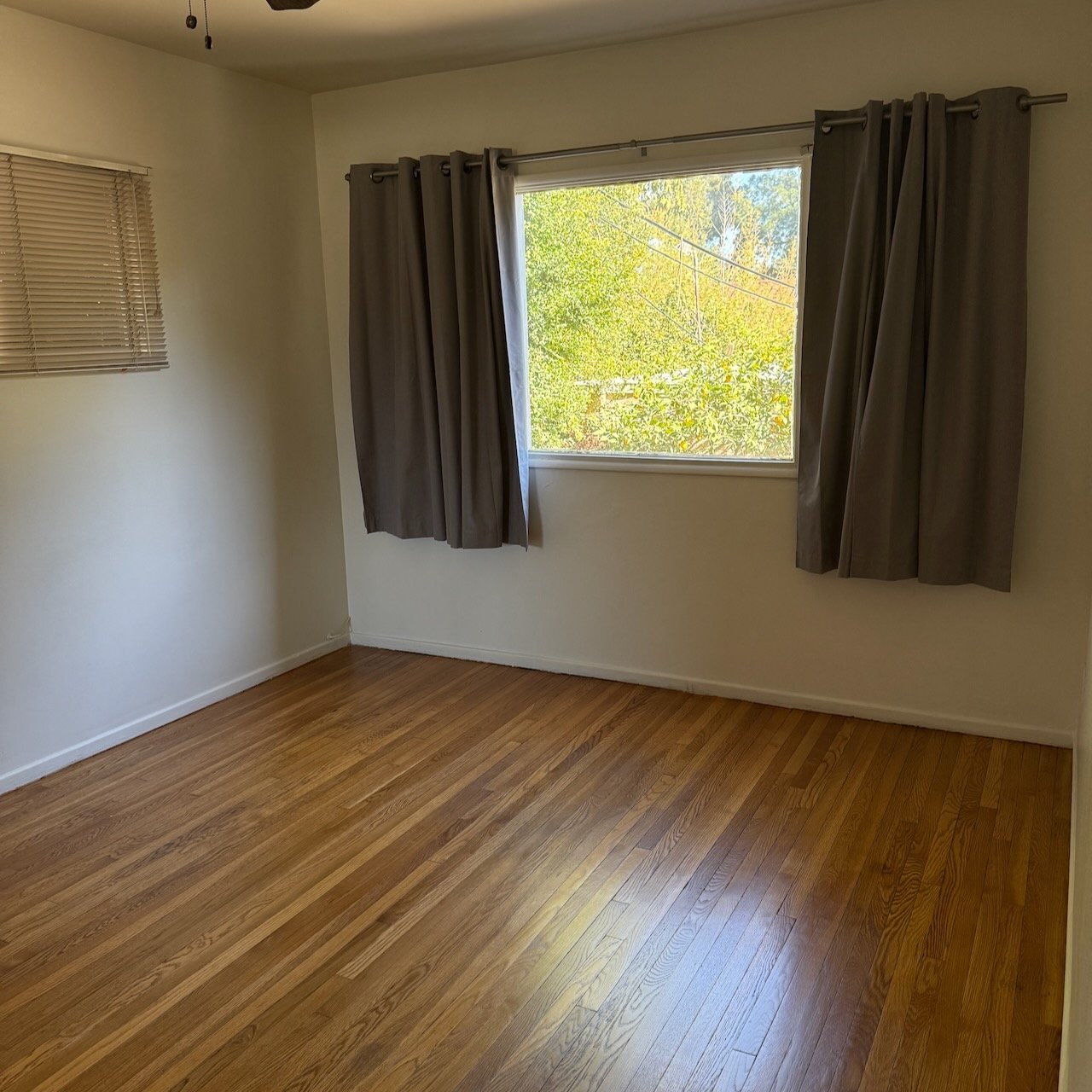 Building Photo - 1550 Hayworth Ave