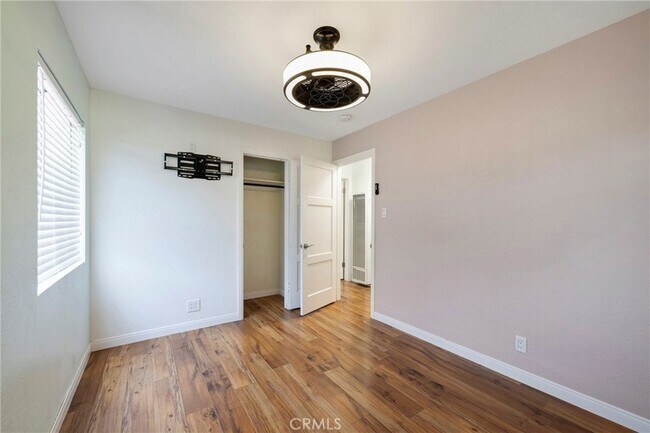 Building Photo - 13616 Hermes St