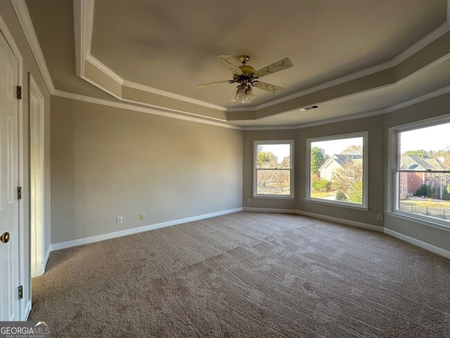 Building Photo - 235 Summerhouse Ln