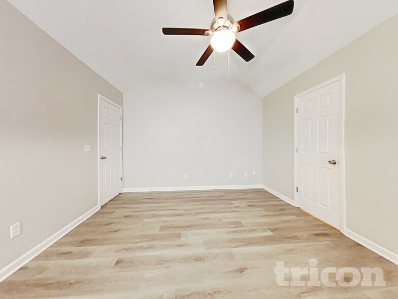 Building Photo - 185 Caughman Ridge Rd