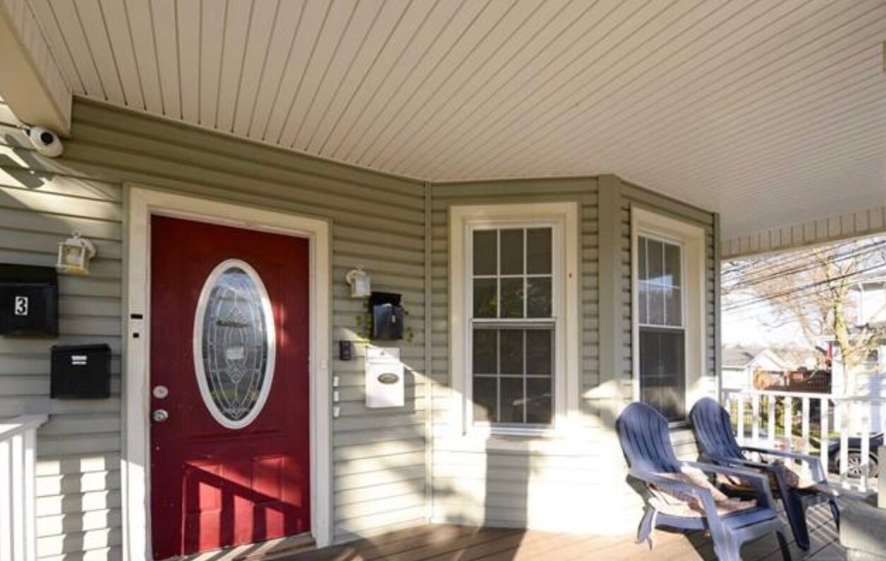 Building Photo - 26 Ella St