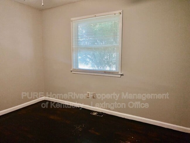 Building Photo - 1278 Winburn Dr