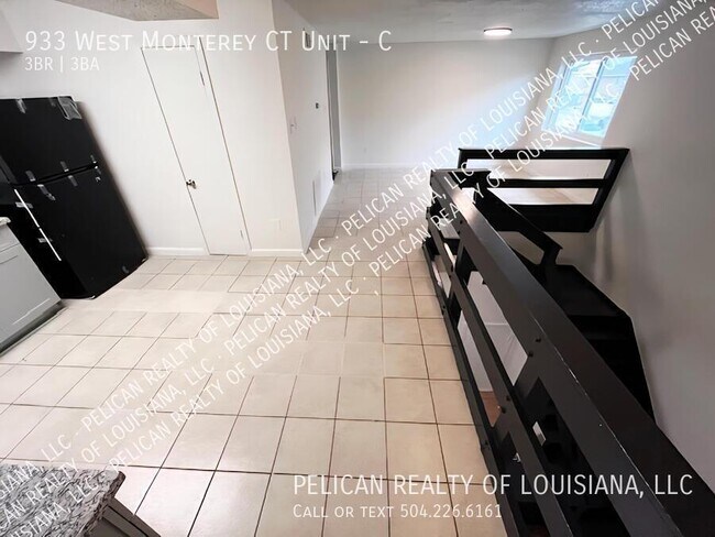 Building Photo - 933 Monterey Ct S
