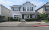 Building Photo - 3bd/2.25ba Renton House