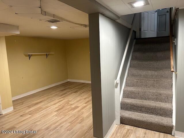 Building Photo - 42 Narwood Dr