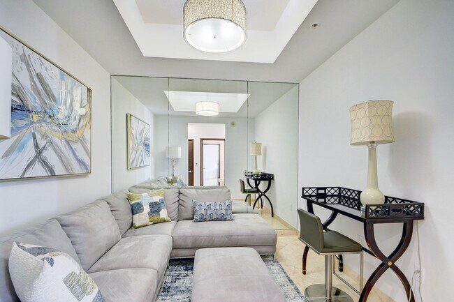 Building Photo - 550 Okeechobee Blvd