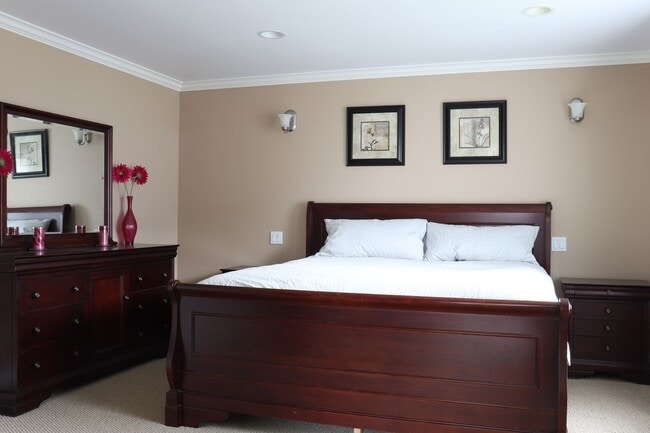 Building Photo - 4 Bedroom House for Rent in Ferndale