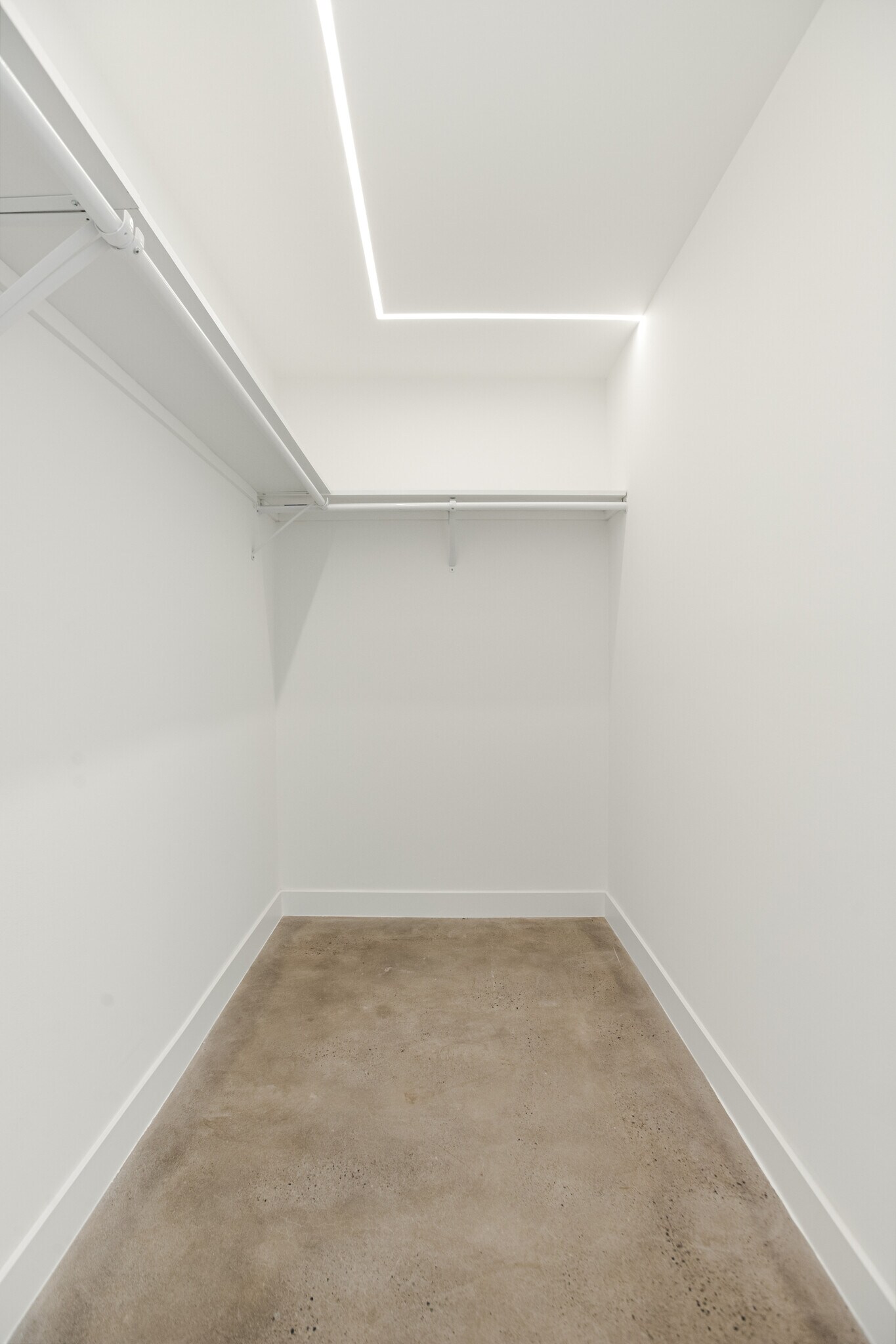 Primary closet - 7314 Fallbrook Ave