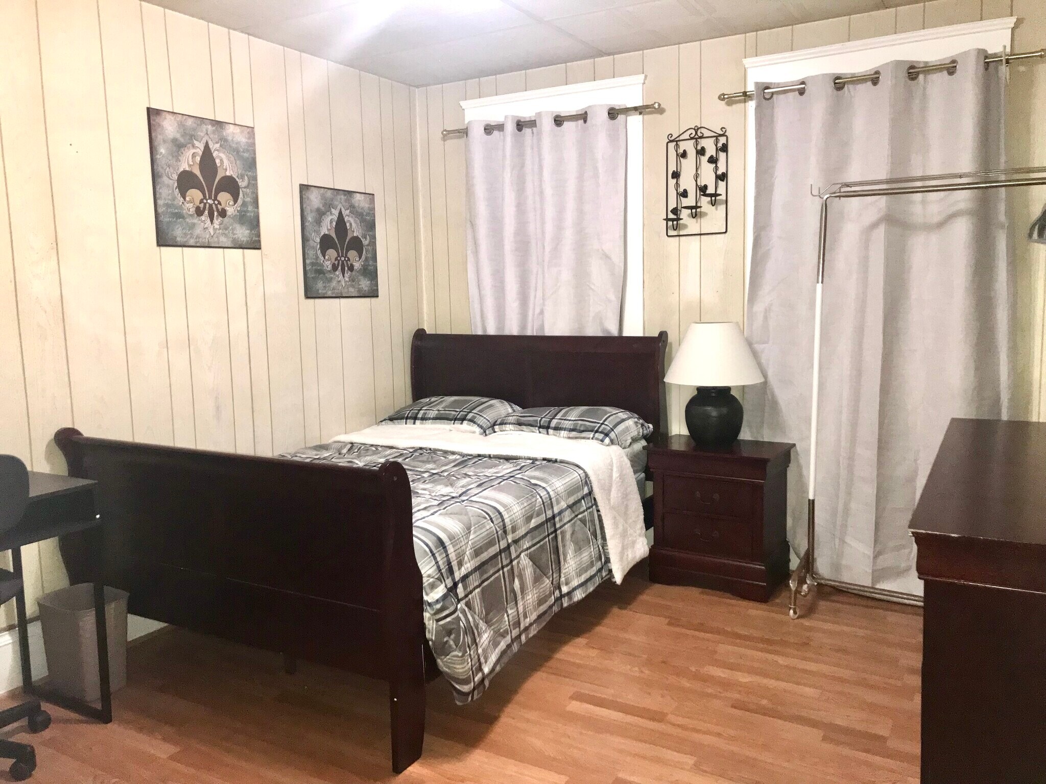 Building Photo - 2127 Prior Ct