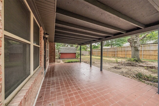Building Photo - 1010 Purdue Dr