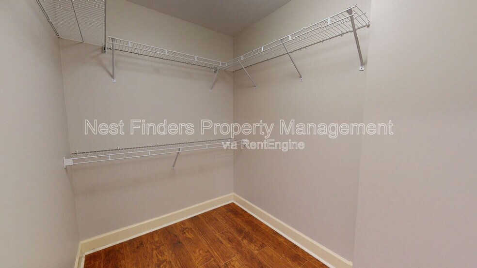 Building Photo - 525 3rd St N