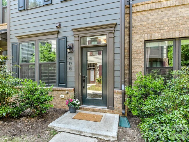 Building Photo - 408 Tristram Ln
