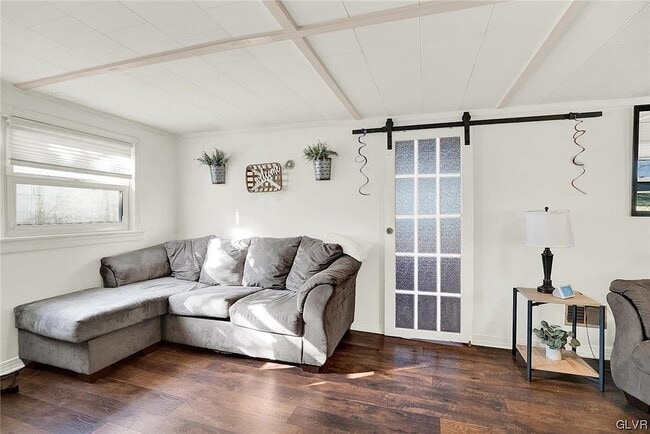 Building Photo - 1406 Beaumont Ave