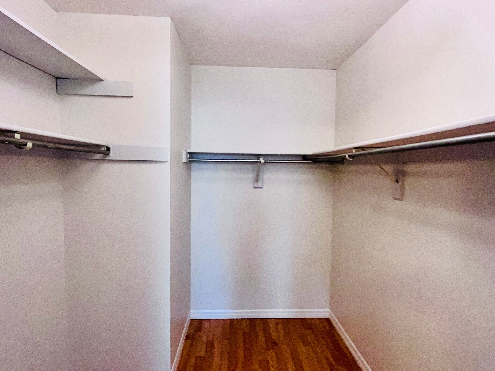 Building Photo - 506 Beechwood Ave