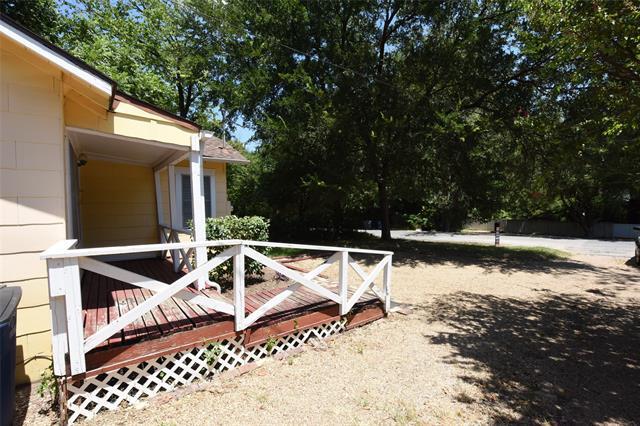 Building Photo - 9015 San Leandro Dr
